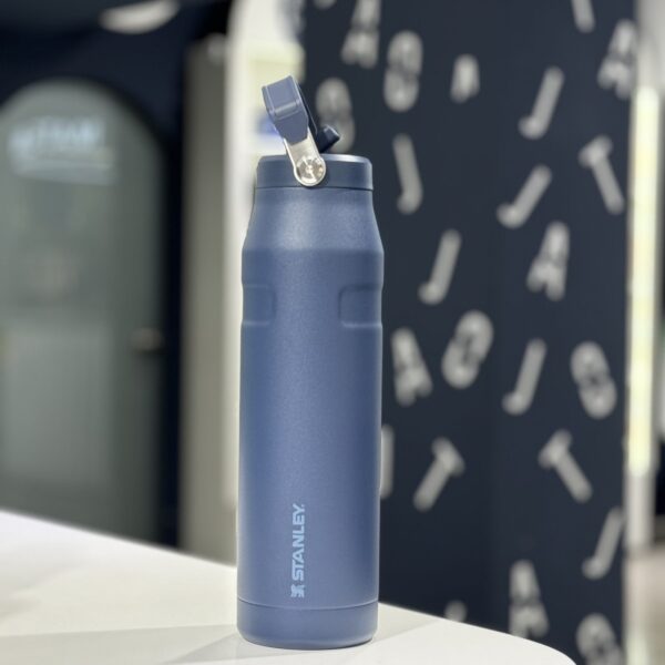 Botella Stanley Aerolight Flip Straw 1 litro - Imagen 6